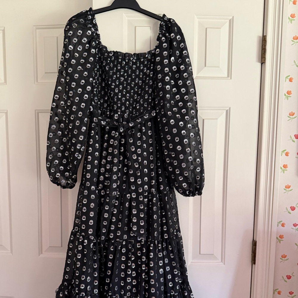 a loves a Black & Silver Dress